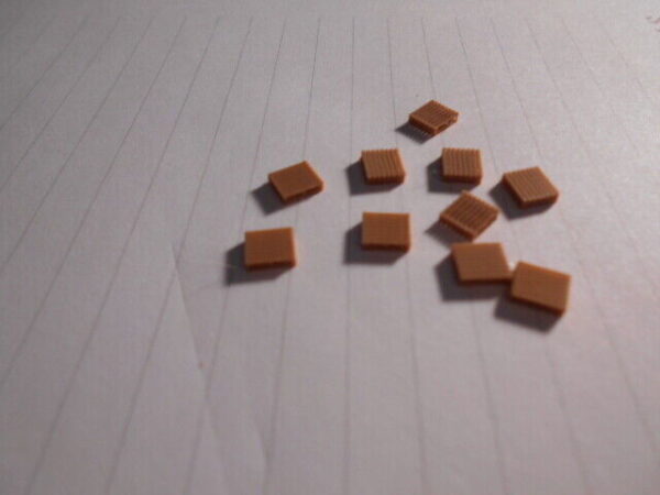 M&B --- N Scale Accessories Set of 10 Pallets - Light Brown - #3801 - Image 2