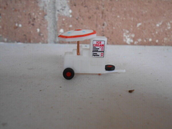 #2052 N Scale Accessories Detail Ice Cream Cart  (1 Per Pack) - Image 4