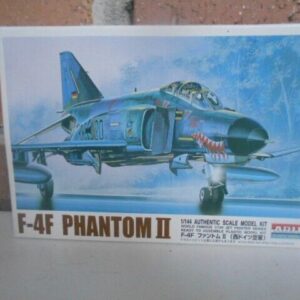 #42034 ARII Plastic Model Kit of the US F-4F Phantom 2 1/144 scale