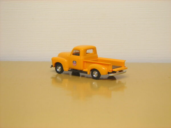 E-R Models/Busch #92104 HO Scale Union Pacific 1950 Chevy Pickup - Image 7