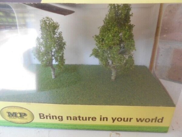 MP Scenery Products Item #70526 HO Scale Premiun Birch Tree 3'' to 4''