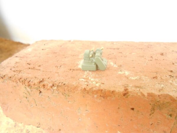 HO Scale Accessories Highly Detailed Centerless Grinder #1015-Green - Image 2