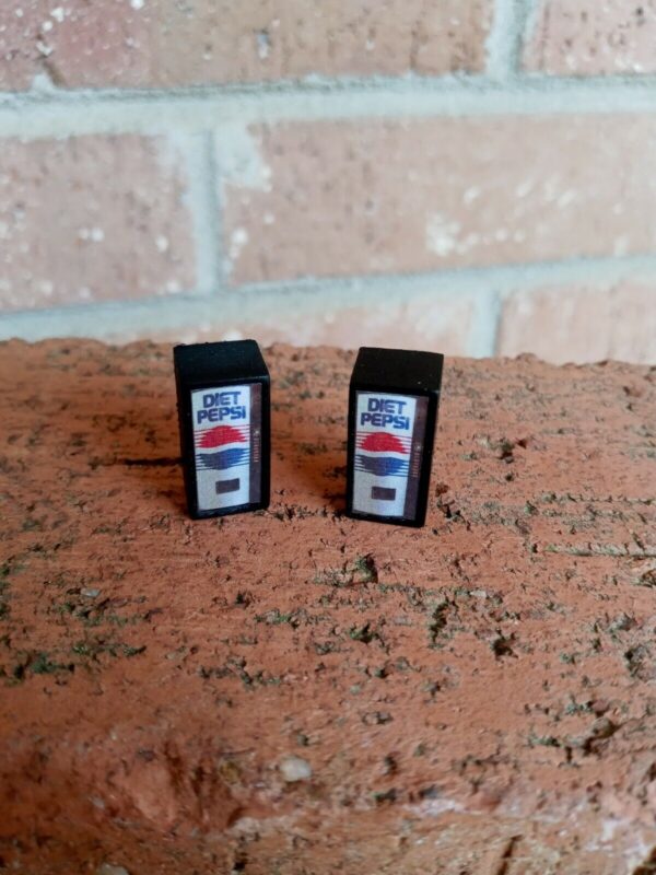 #1005 HO Scale Accessories 1960 to 80 Diet Pepsi Cola Machines (2 Per Pack)