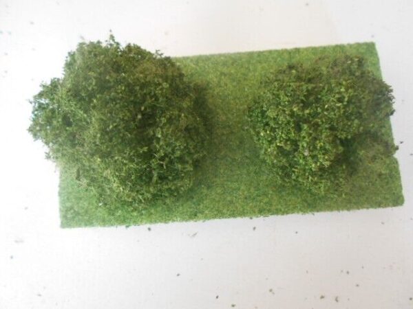 MP Scenery Products Item #70507 HO Scale Premiun Oak Trees 3'' to 4'' - Image 4