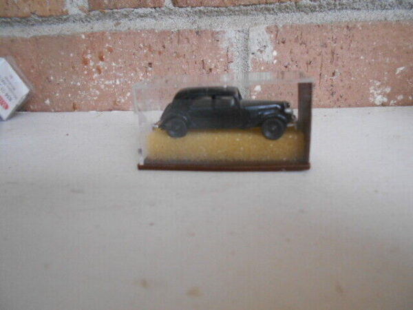 Brekina HO Scale Citroen Seden 4 Door Taxi Black  #1423