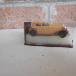 Brekina HO Scale Wanderer 4 Door Beige & Brown  #1711