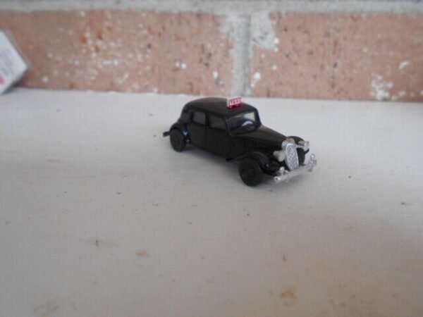 Brekina HO Scale Citroen Seden 4 Door Taxi Black  #1423 - Image 3