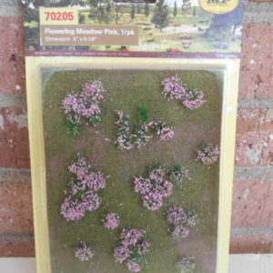 MP Scenery Products Item #70205 HO Scale Flower Meadow Pink 5"x 6-1/8" 1/pk