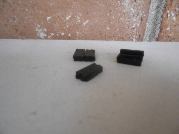 N Scale Accessories Stacked Railroad Ties 3 Per Pack #2053 - Image 3