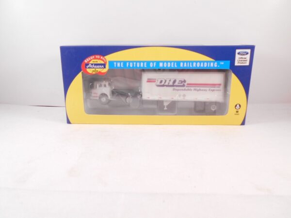 #1005 HO Scale Accessories 1960 to 80 Diet Pepsi Cola Machines (2 Per Pack) - Image 5