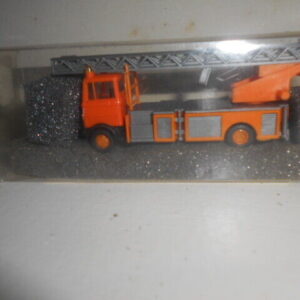 Praline/Busch #80767 HO Scale Mercedes B LP809 Fire Truck