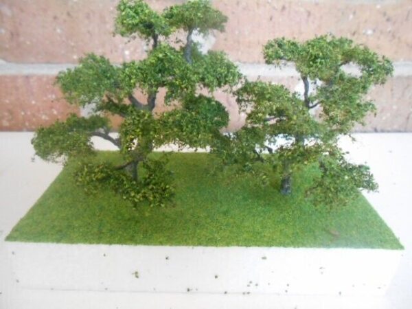 MP Scenery Products Item #70519 HO Scale Premiun Beech Tree 3'' to 4'' - Image 3