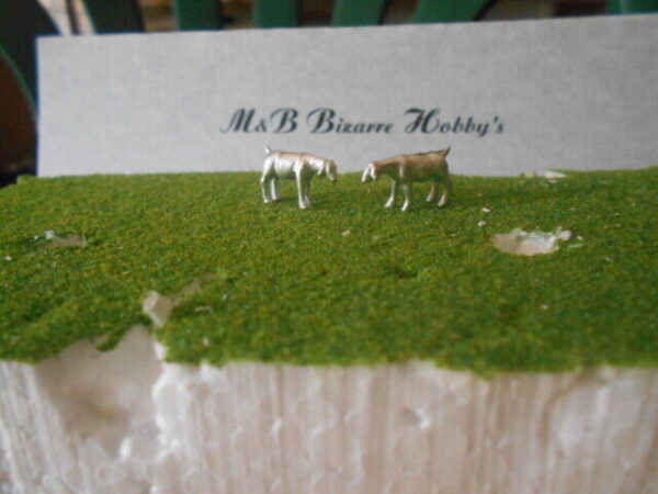 HO Scale Accessories Nanny Goat 2 Per Pack #444 - Image 2