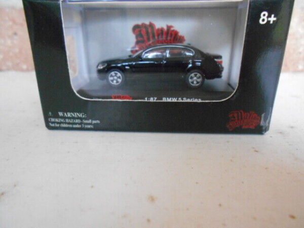 Mailbu Interational BMW 5 Series #00113 Black