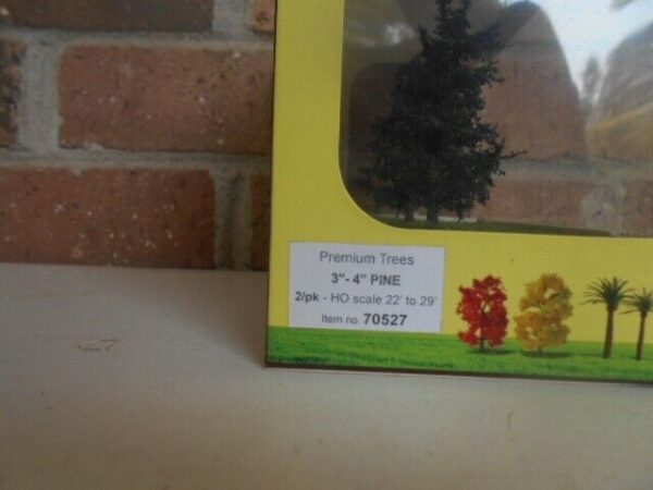 MP Scenery Products Item #70527 HO Scale Premiun Pine Trees 3'' to 4'' - Image 3