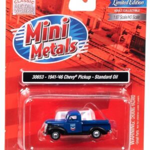Classic Metal Works #30653 HO 1941-46 CHEVY PICKUP (STANDARD OIL)