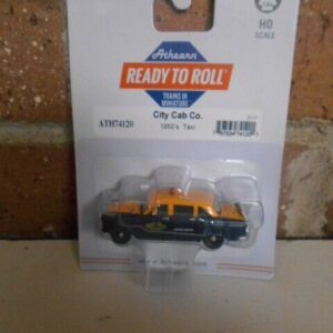 Athearn 1950' 4 Door Sedan City Cab Co Cab/Taxi Car Yellow/Black HO Scale #74120