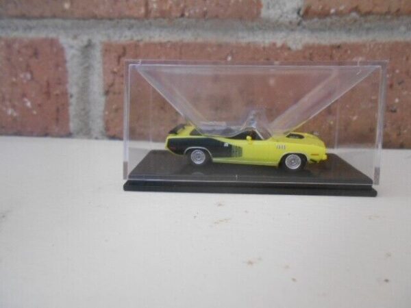 Ricko #38483 Plymouth Hemi Cuda Convertible Yellow/Black