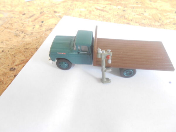 M&B Bizarre HO Scale Upright Drill  # 1012 (Gray) - Image 3