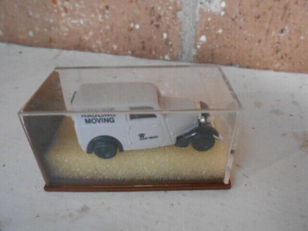 Brekina HO Scale DKW F-7 Delivery Van Gray {Hauling Moving} #0001306