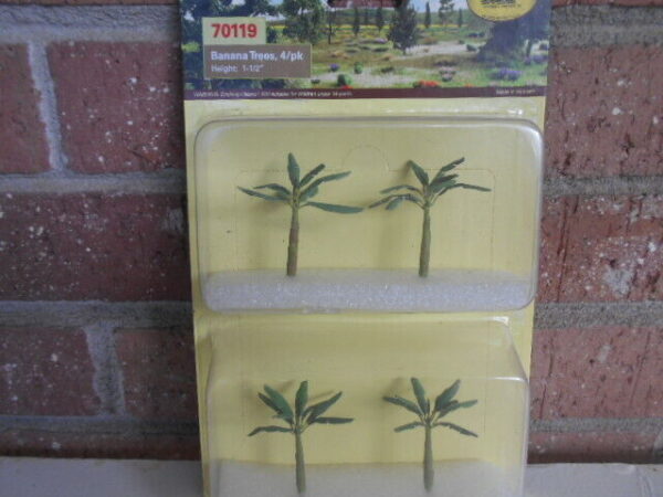 MP Scenery Products Item  #70119 HO Scale Banana Trees 4/pk Height 1-1/2" - Image 3