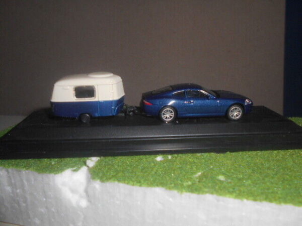 Mailbu Interational Jaguar XK With Caravan #60004-JB