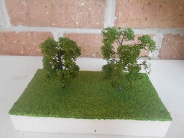 MP Scenery Products item #70505 HO Scale Ash Trees 2 Per Pack - Image 3