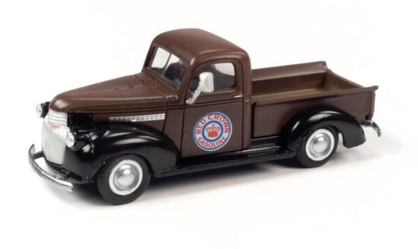 Classic Metal Works #30654 HO 1941-46 CHEVY PICKUP (RED CROWN GASOLINE) - Image 2