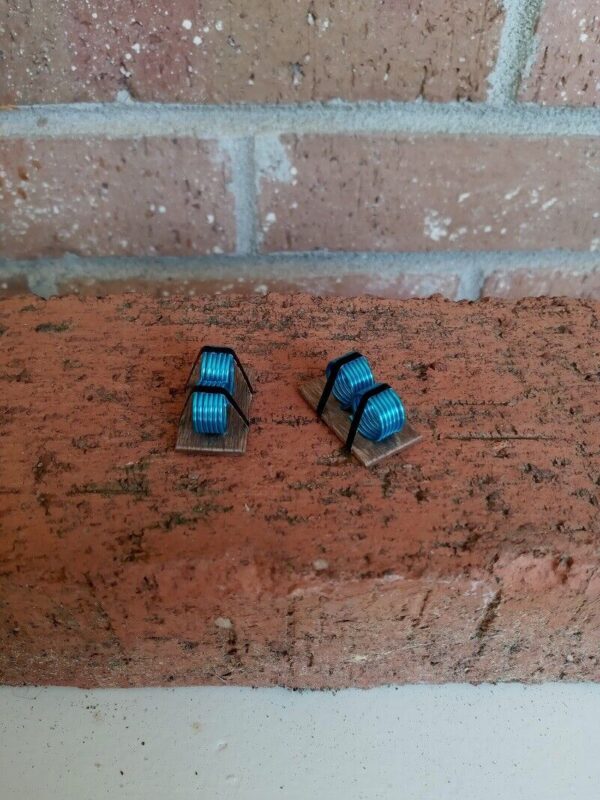 #1018 HO Scale Accessories Line Of Tires (1 Per Pack) - Image 2