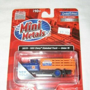 Classic Metal Works #30578 1955 Chevy Stakebed Truck (Union76)