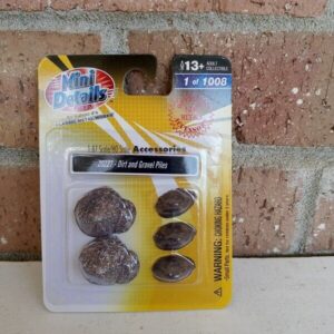 CMW / Mini Details Accessories #20227 - Dirt & Gravel Piles 5-Pieces- HO / 1:87