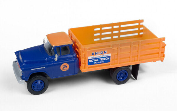 Classic Metal Works #30578 1955 Chevy Stakebed Truck (Union76) - Image 2