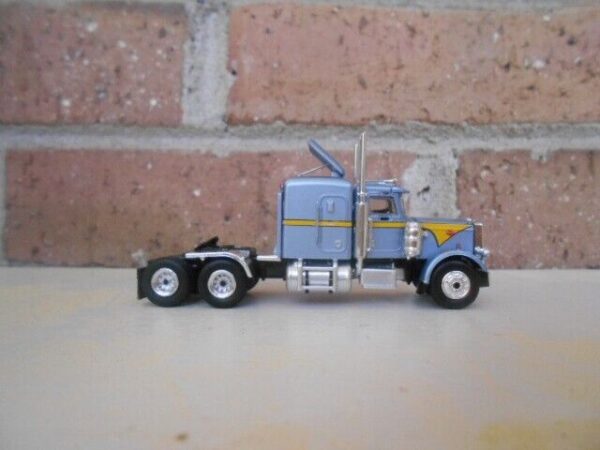 Brekina HO Scale Classic 3-Axle Peterbilt 359 Truck Tractor Blue & Yellow #85711