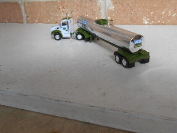 Trucks N' Stuff HO Scale Silva Peterbilt Tractor 579 & Tanker Trailers #400678 - Image 5