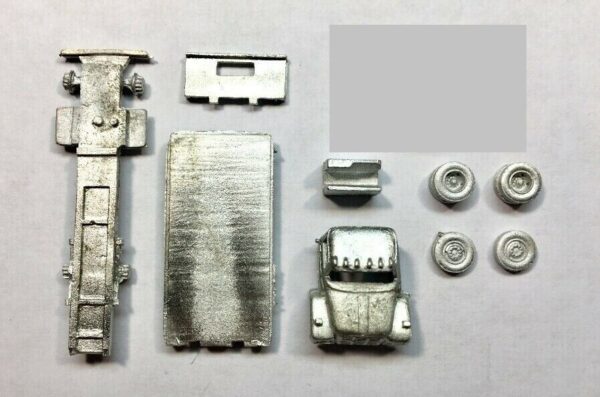 Showcase Miniatures N Scale I Class Flatbed Truck Kit #39 - Image 4