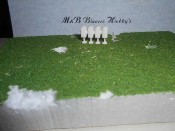 M & B HO Scale Accessories Street standing Mail Boxes  #1006 - Image 2