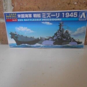 #9345 Aoshima Modle Kit Of The 1945 USS Aircraft Carrier Missouri 1:2000 Scale