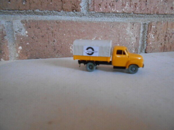 Brekina HO Scale Opel Blitz Canvas Top Truck Yellow #13904 - Image 2