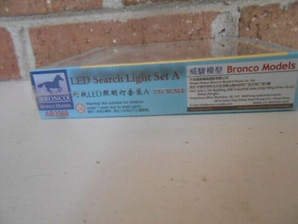 Bronco #AB3568 LED Search Lights Set A  1/35 Scale - Image 4