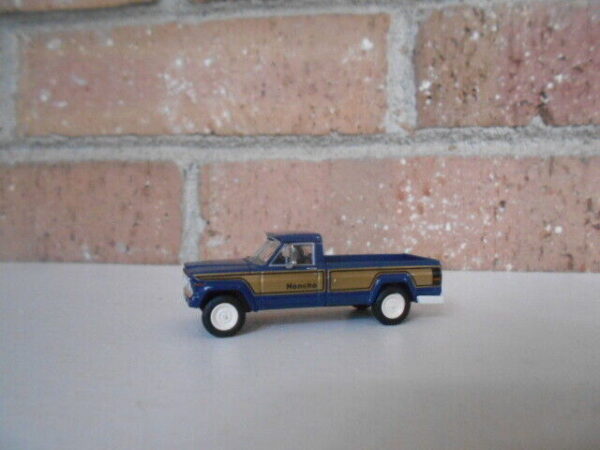 Brekina #19812 HO Scale Jeep Gladiator B {Blue & Gold} - Image 2