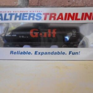 Walthers  931-1612 HO Scale 40' Tank Car - Ready To Run - Gulf Petroleum Company