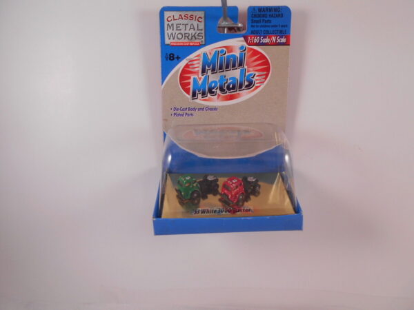 N Scale Classic Metal Works 1953 White 3000 Tractor Item #50205