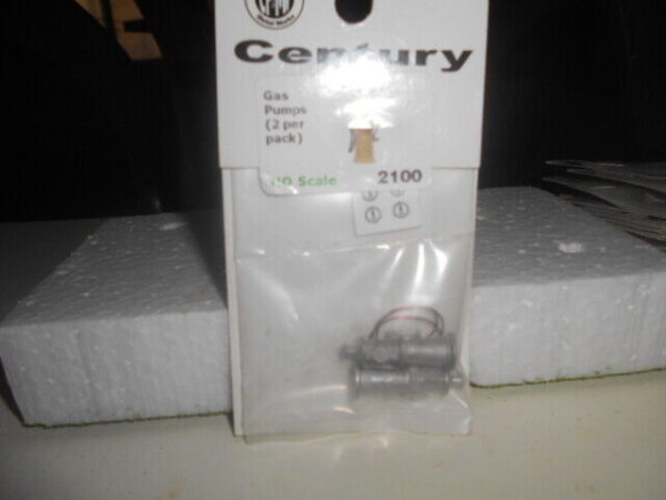 HO Scale Accessories Century Stand Up Gas Pumps #2100 - Image 2