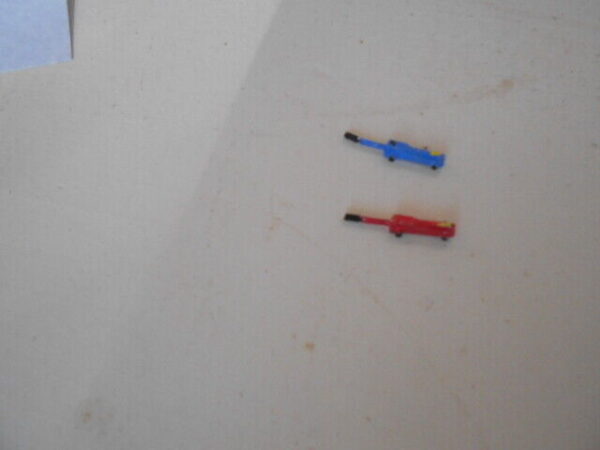 HO Scale Accessories Painted Car & Truck Jacks #304-P - Image 2