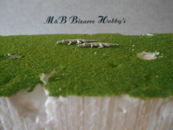 HO Scale Accessories Alligators 3 Per Pack #248 - Image 2