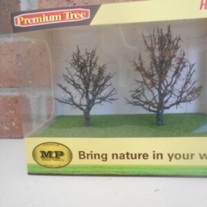 MP Scenery Products Item #70523 HO Scale Premiun Dry Trees 3'' to 4''