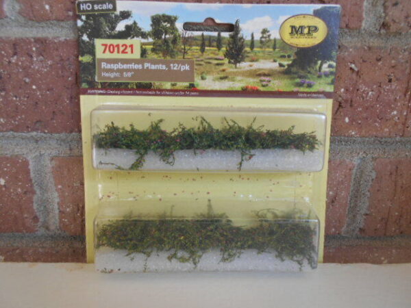 MP Scenery Products item #70121 HO Raspberries Plants 12/PK 5/8" - Image 2