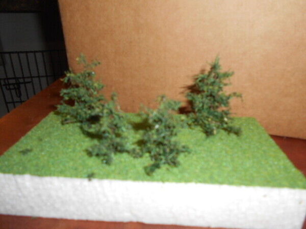 MP Scenery Products item # 70427 N-Scale 2" Pine Premium Trees - Image 2