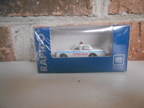 Rapido Early 80' Chevrolet Impala Metro Police Car  #800008