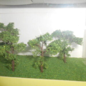 MP Scenery Products item # 70424 N-Scale 2" Scots pine Premium Trees
